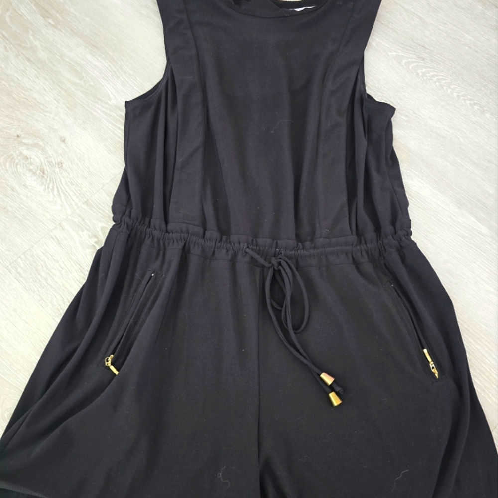EMMA& Michelle black Short Romper.